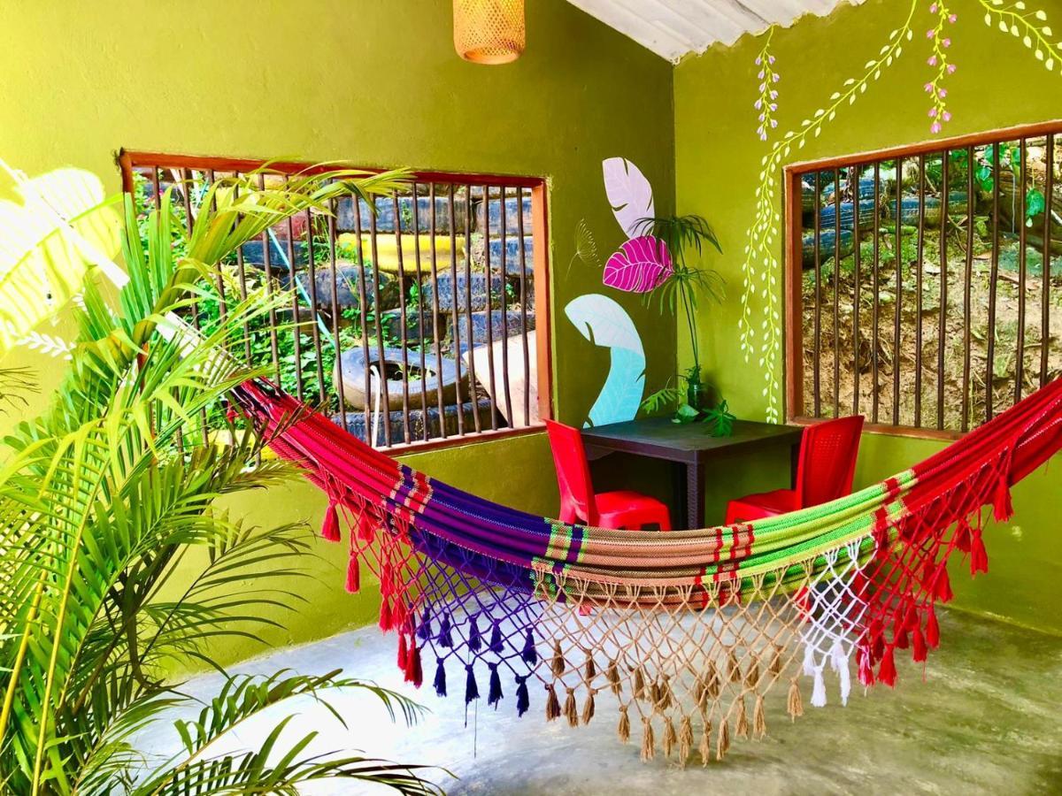Sierra Kay Hostel Guachaca Eksteriør bilde